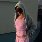 Alo Yoga 情人节💘限定粉色 甜蜜暴击直击少女心💌