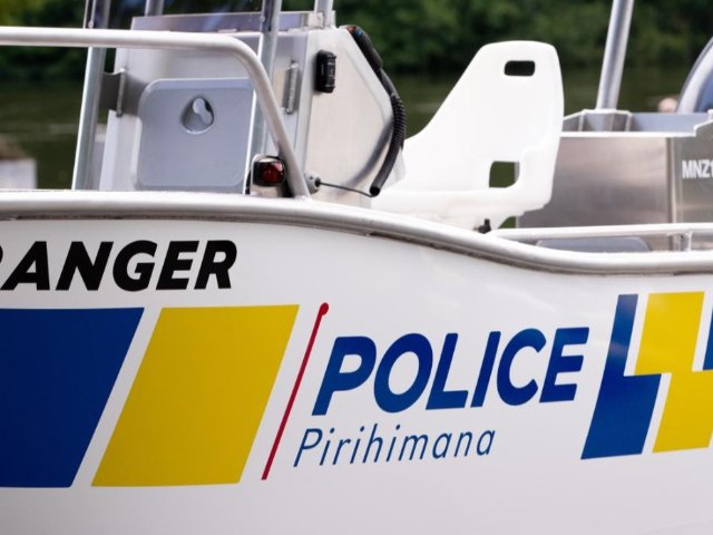 痛心！新西兰华人潜水采海鲜失联，4...