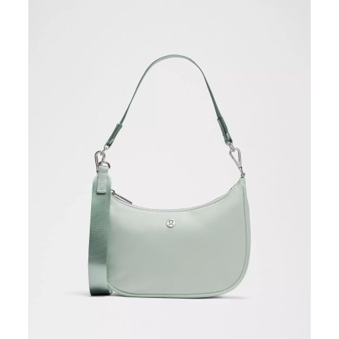 City Essentials 小号单肩包 3L