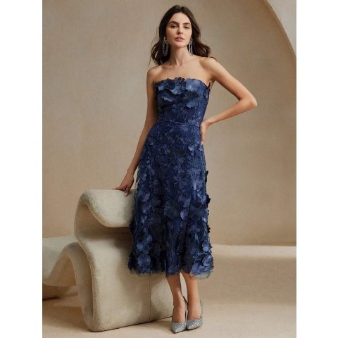 Anewsta 蓝色无肩绣花连衣裙