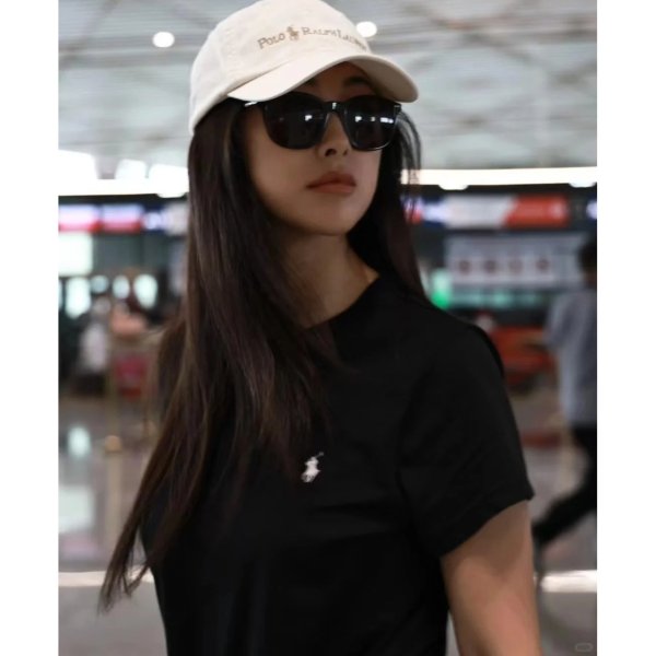 Crew Neck 刺绣标志睡衣T恤