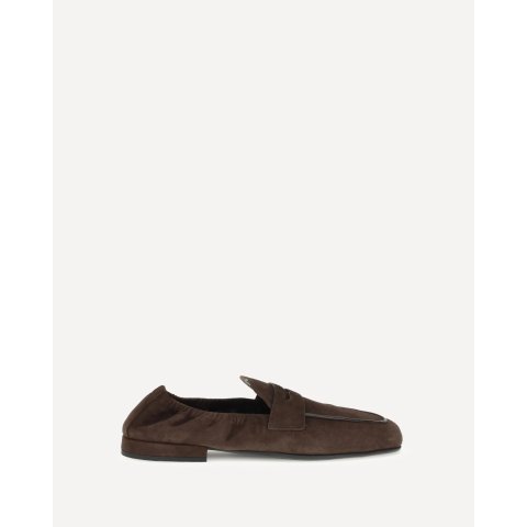 Prada麂皮乐福鞋