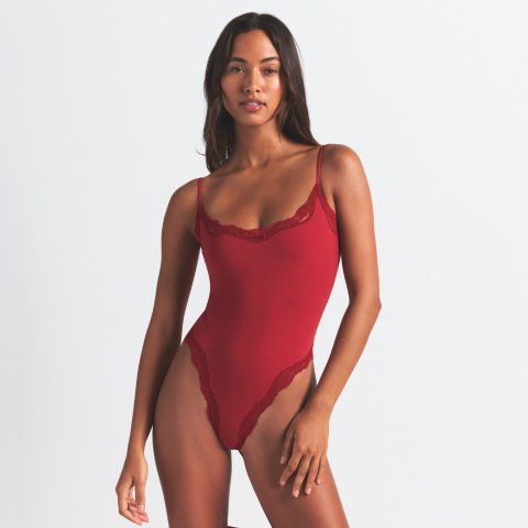 CAMI 经典连体衣