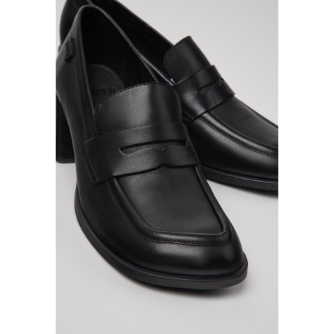 Kora 女士黑色皮革乐福鞋