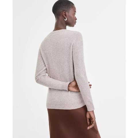 Charter ClubWomen’s V-Neck Cashmere Sweater