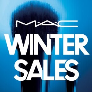 子弹头口红€13 有色唇膏€8