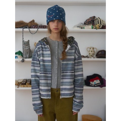 Patch Pointed Hoodie Grey