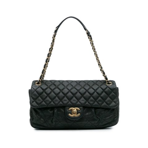 ChanelChic Quilt 2011 Quilted Calfskin Shoulder Bag