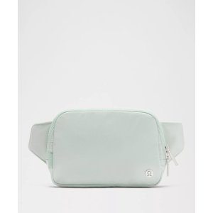 Lululemon 长带腰包 2L