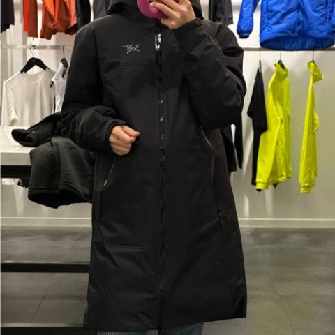 Beta 女士羽绒派克