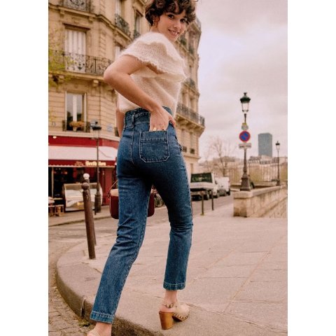 Sezane这个价格纯纯捡漏啦直筒牛仔裤