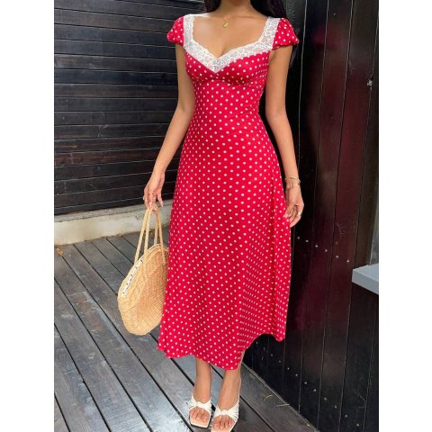 Sunnyshic 波点蕾丝拼接心形领连衣裙