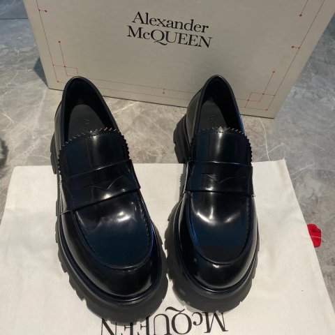 Wander 皮革乐福鞋 黑色