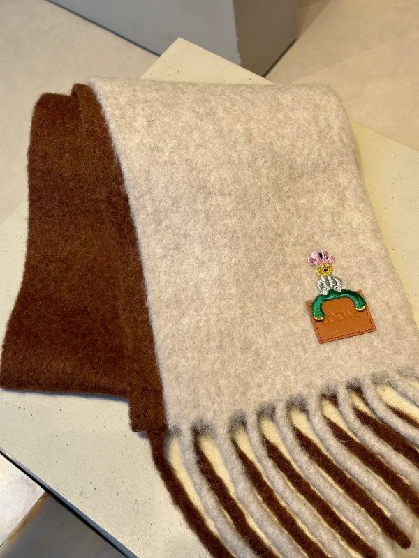 流苏双面羊驼毛围巾