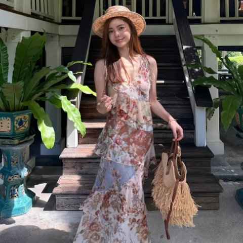 AWAKENED 褶边连衣裙@Irene林恩如