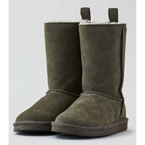 Select Boots on Sale @ American Eagle