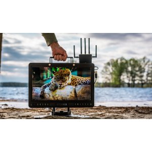 SmallHD 3203 HDR 32" 3D LUT Production Monitor