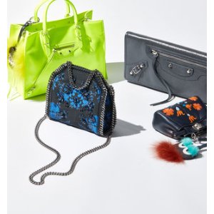 Street Style: Luxe Accessories @ Gilt