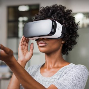 仅限今天！Samsung Gear VR 虚拟现实头盔, 翻新