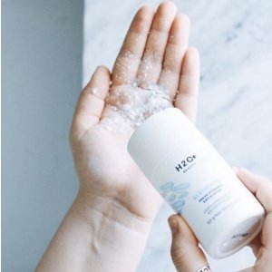 Dealmoon Exclusive！Get free Deluxe Sample of the Elements Fresh Powder ExfoliatorWith purchase On the Move Cleansing Stick