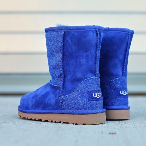 Select UGG on-sale Boots and more @ Shoebuy.com