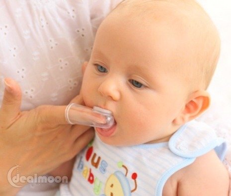 宝宝牙刷怎么选 指套婴儿牙刷