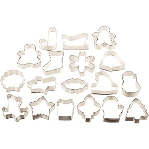Wilton Holiday 18 pc Metal Cookie Cutter Set