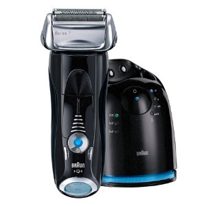 Braun Series 7 760cc-4 Electric Foil Shaver for Men with Clean & Charge Station