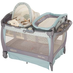 Graco Pack 'n Play Playard Bassinet Changer with Cuddle Cove Rocking Seat, Winslet