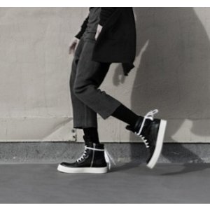 with Men‘s Rick Owens Sneakers Purchase @ SSENSE