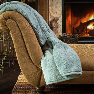 Member's Mark Oversized Cozy Throw (Assorted Colors)