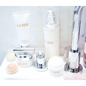 with any LaMer.com Purchase of $150 or more @ La Mer