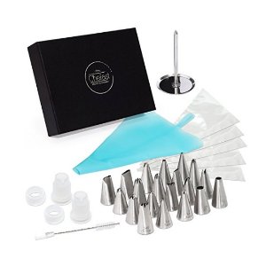 Cake Decorating Tip Set by Chefast