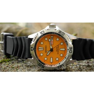 Seiko Men's SNE109 Stainless Steel Solar Dive Watch