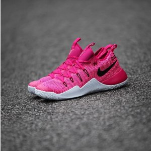 Nike Hypershift “Think Pink”男士篮球鞋