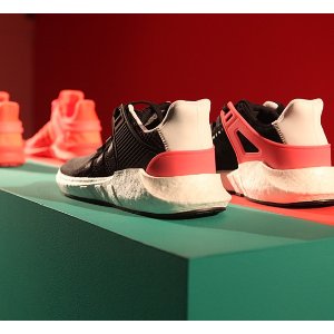 adidas 2017 EQT 系列男鞋女鞋同时发售