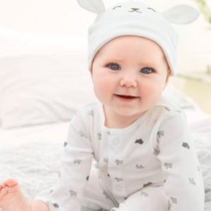 Baby Neutral Sale @ Carter's