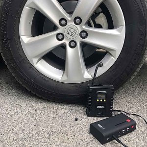 GOOLOO Portable Digital Tire Inflator