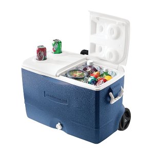Rubbermaid Extreme 5-Day Wheeled Ice Chest Rolling Cooler, 50-Quart, Blue
