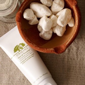 With 10 Minute Mask To Rescue Problem Skin @ Origins