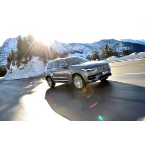 Best 2017 Cars for Winter Snow