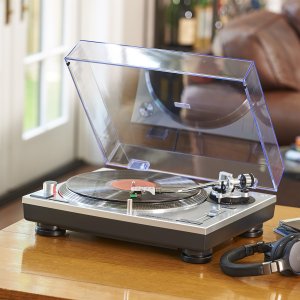 Audio Technica AT-LP60BK Fully Automatic Belt-Drive Stereo Turntable