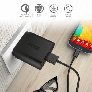 AUKEY PA-T9 USB Wall Charger with Quick Charge 3.0