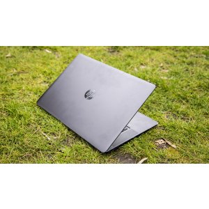 HP ZBook Studio G3 移动工作站 (Xeon E3-1505M v5, 16GB, 512GB, M1000M)