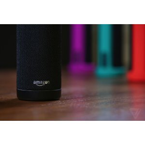 Amazon Tap - 内置Alexa智能助手的智能蓝牙音箱