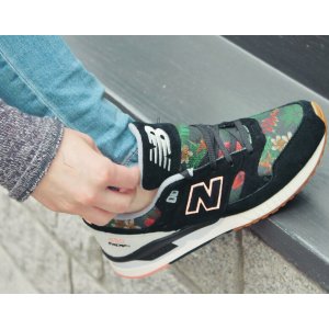 Women's New Balance 530 Midnight Blooms Casual Shoes On Sale @ Nike Store