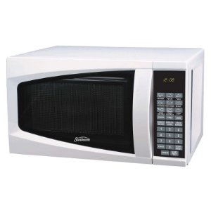 Sunbeam 0.7 Cu. Ft. Digital Microwave Oven, white
