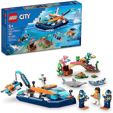 Amazon.com: LEGO City Explorer Diving Boat 60377 Ocean Building Toy, Includes a Coral Reef Setting, Mini-Submarine, 3 Minifigures and Manta Ray, Shark, Crab, 2 Fish and 2 Turtle Figures : Toys & Games