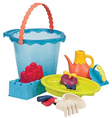 B. Toys沙滩玩具11件套Amazon.com: BRISTLE BLOCKS By BATTAT B. Toys – Shore Thing – Large Beach Playset – Large Bucket Set (Sea Blue) with 11 Funky Sand Toys for Kids