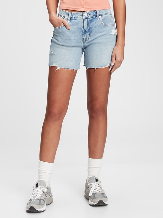 Gap 5'' Mid Rise Destructed Denim Shorts With Washwell $9.49 (原价$54.95) 需使用折扣码MORE